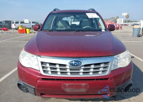 2011 Subaru Forester 2.5X Premium из США, поврежденный, VIN JF2SHADC1BH783301